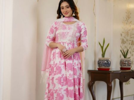 Indian Fashion Women White and pink colour Printed Viscose Blend Kurta, Pant And Dupatta Set Discount