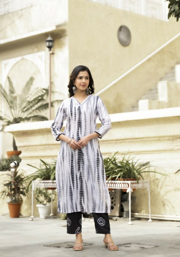 Indian Fashion Women Black and whiten Printed Viscose Rayon Kurta, Pant And Dupatta Set Online