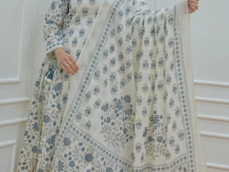 Indian Fashion Women White Printed Viscose Rayon Kurta And Pant Set For Sale