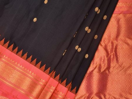 Black and Peach Gadwal Silk Handloom Saree with Mango Pallu and Border Design - Global Threads For Sale